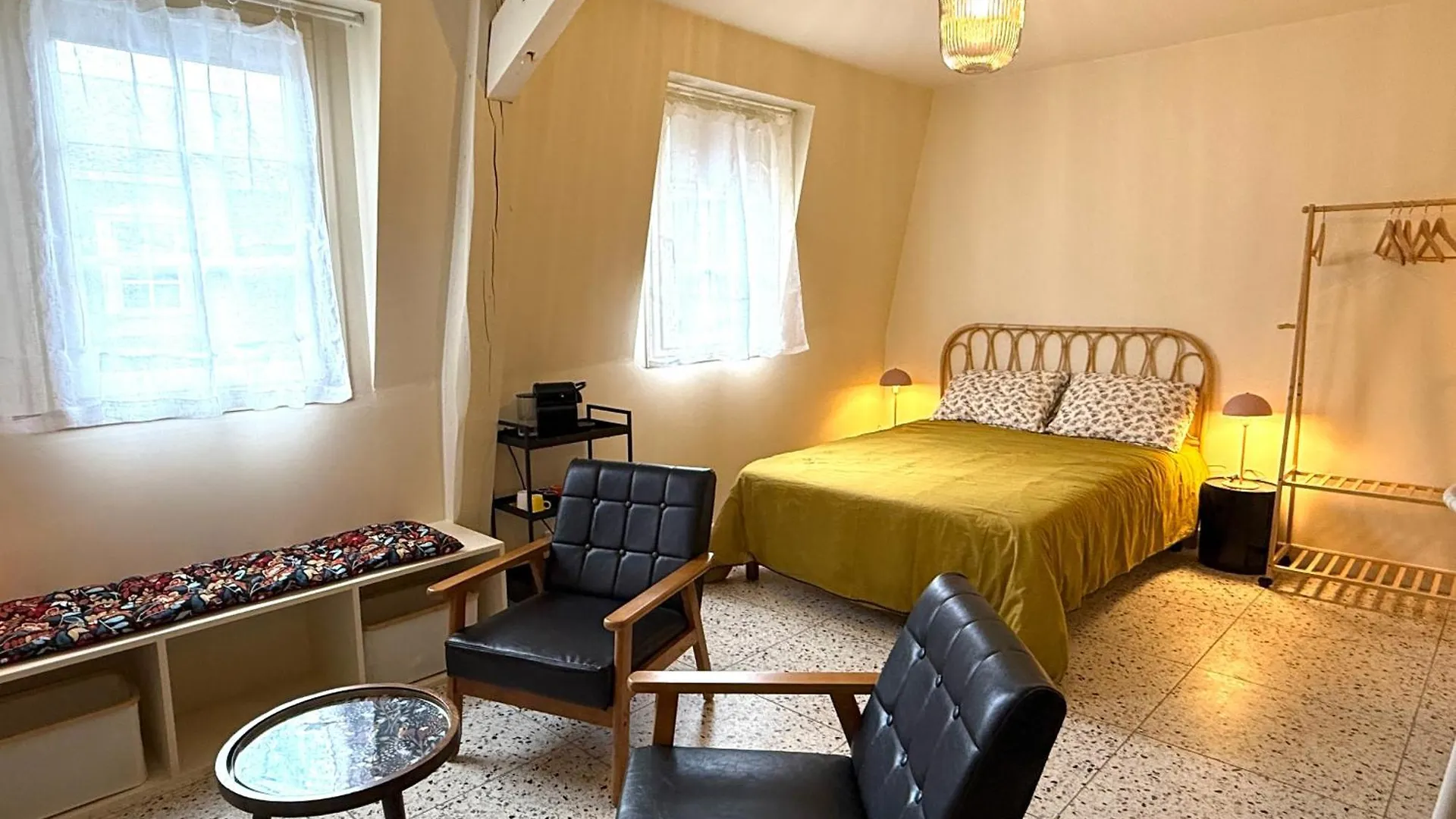 Duplex Avec Patio - Quartier Historique Lägenhet Moulins  Frankrike